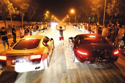 新疆車禍最新消息，探索自然美景不受阻礙