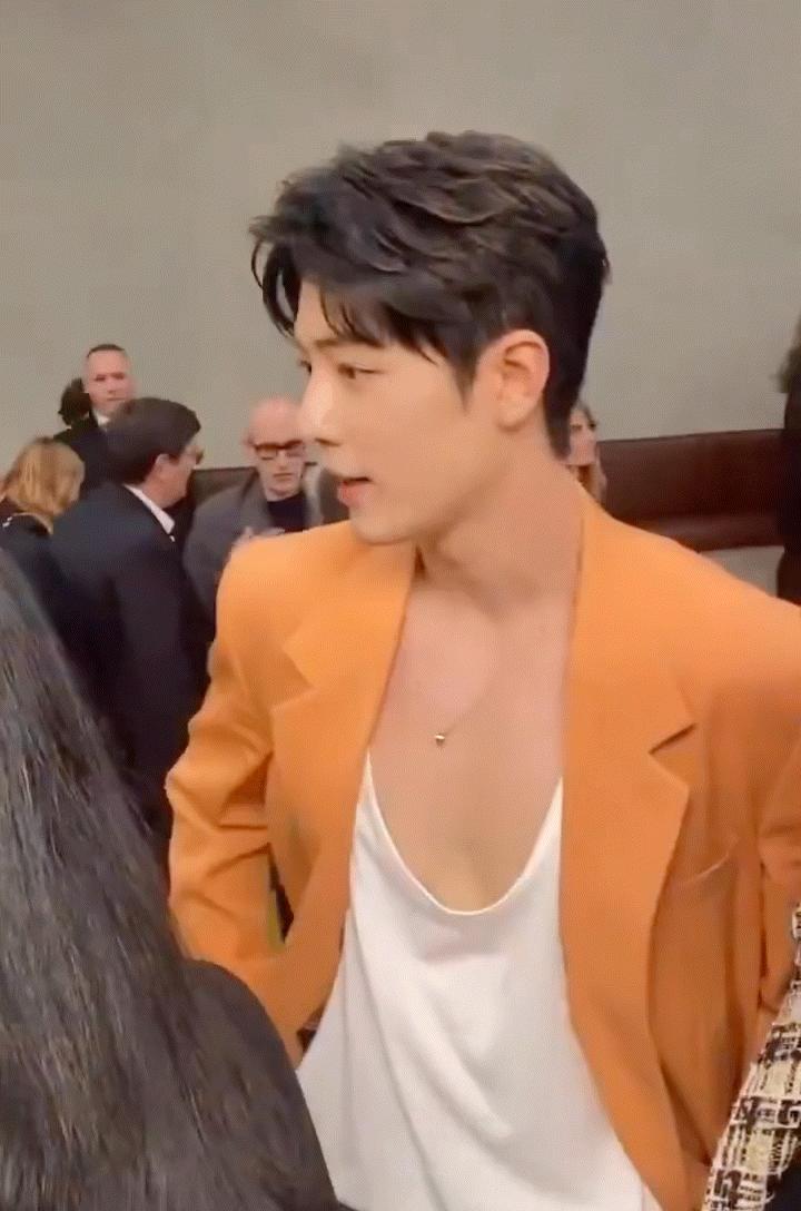 肖戰(zhàn)最新動態(tài)揭秘，獲取肖戰(zhàn)最新資訊的全方位指南