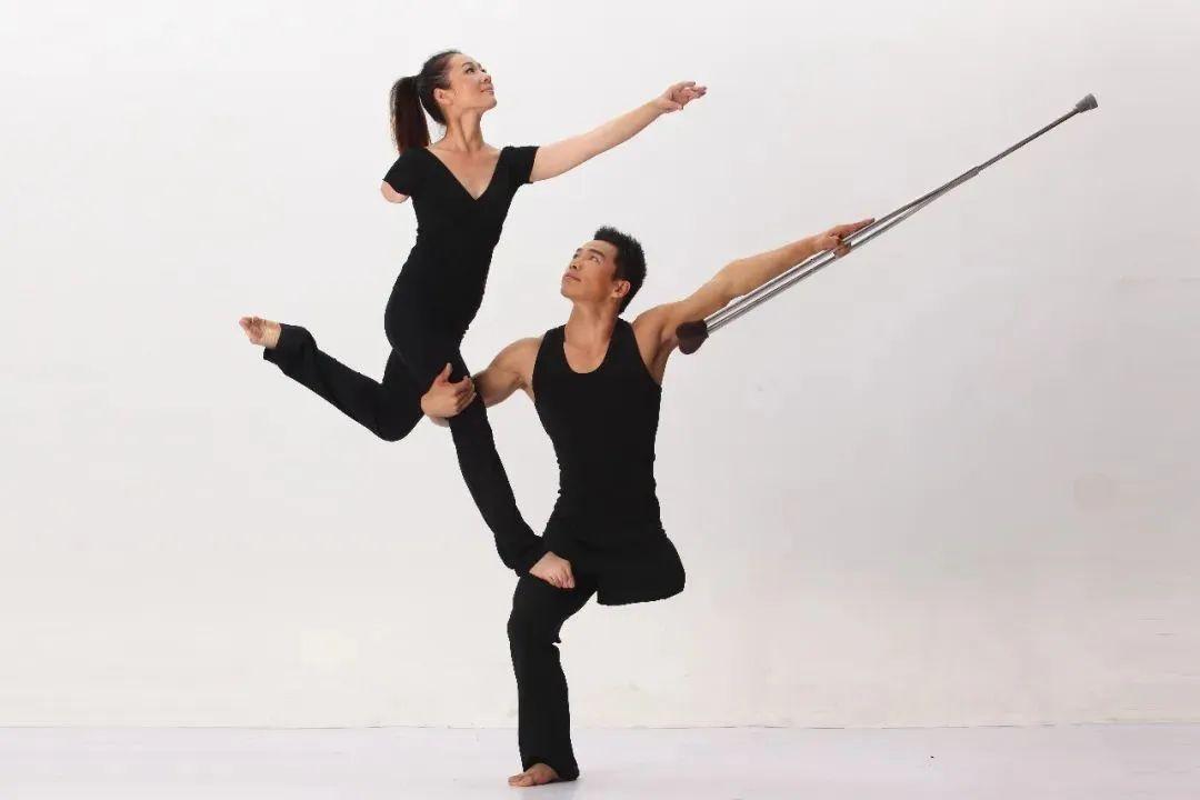 浪漫星舞團(tuán)最新版下載，躍動(dòng)音符，青春舞動(dòng)之夢(mèng)