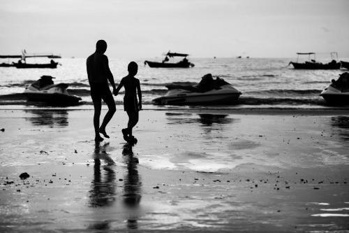 最新春秋旅行社旅游報價揭秘，小巷中的隱藏寶藏，啟程未知旅行魅力探索之旅