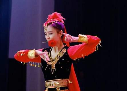 跳舞的明星，多維度的藝術(shù)展現(xiàn)力