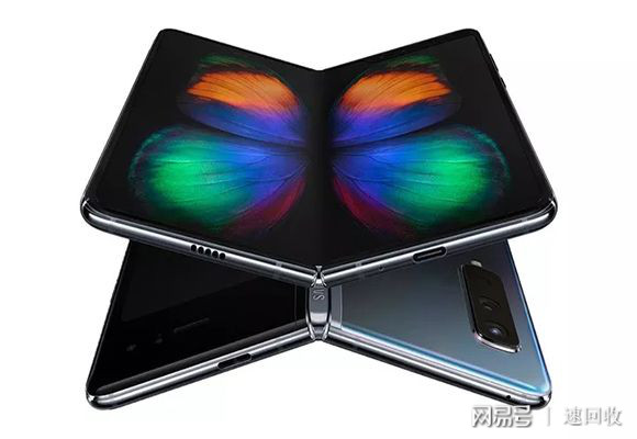 折疊手機全面指南，上市時間及最新動態(tài)揭秘