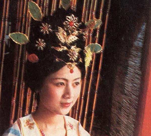 演員馬蘭圖片集，展現(xiàn)風(fēng)采的劇照欣賞