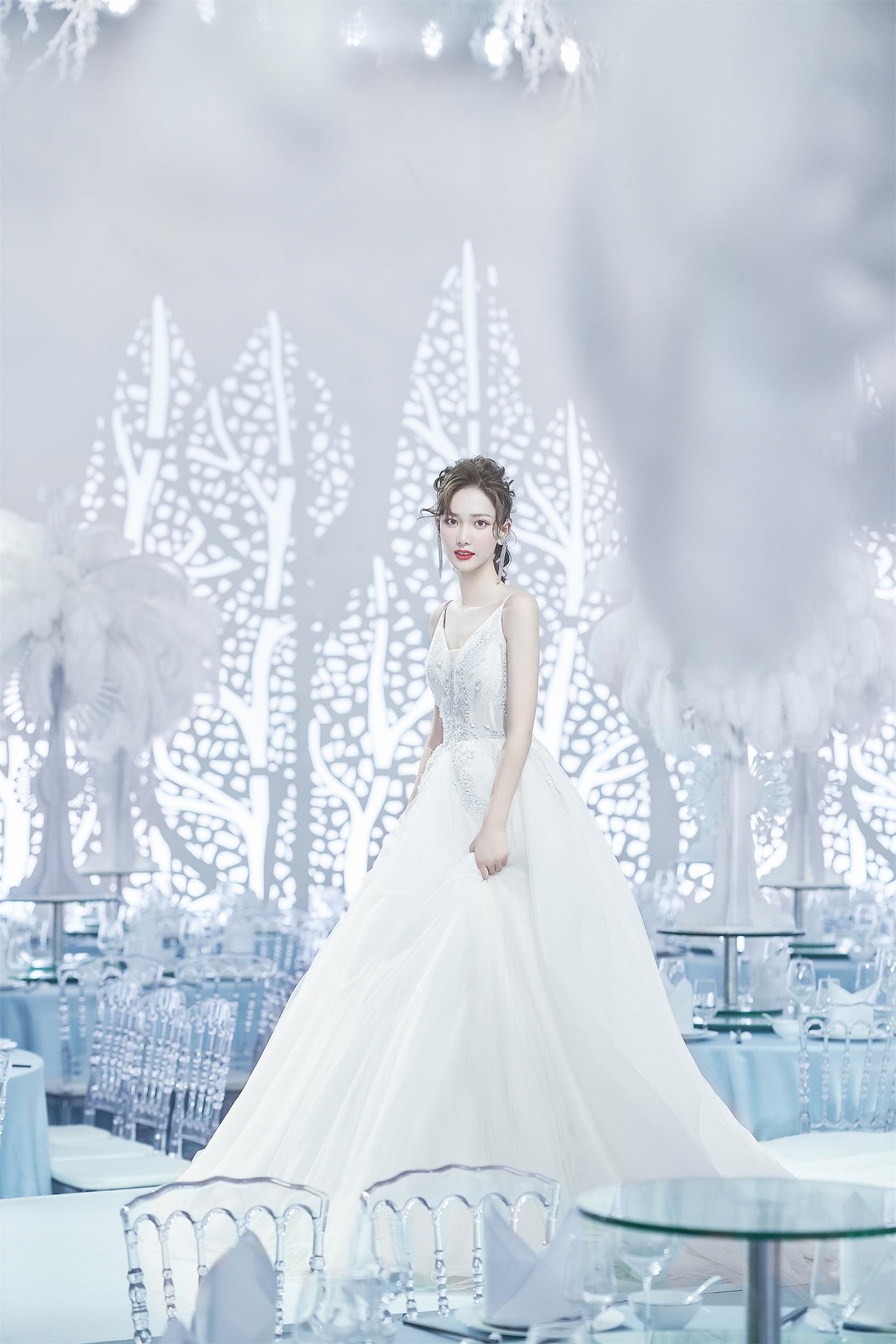 婚慶主持人最新祝福語與探索自然美景之旅，尋找內(nèi)心的平和寧靜