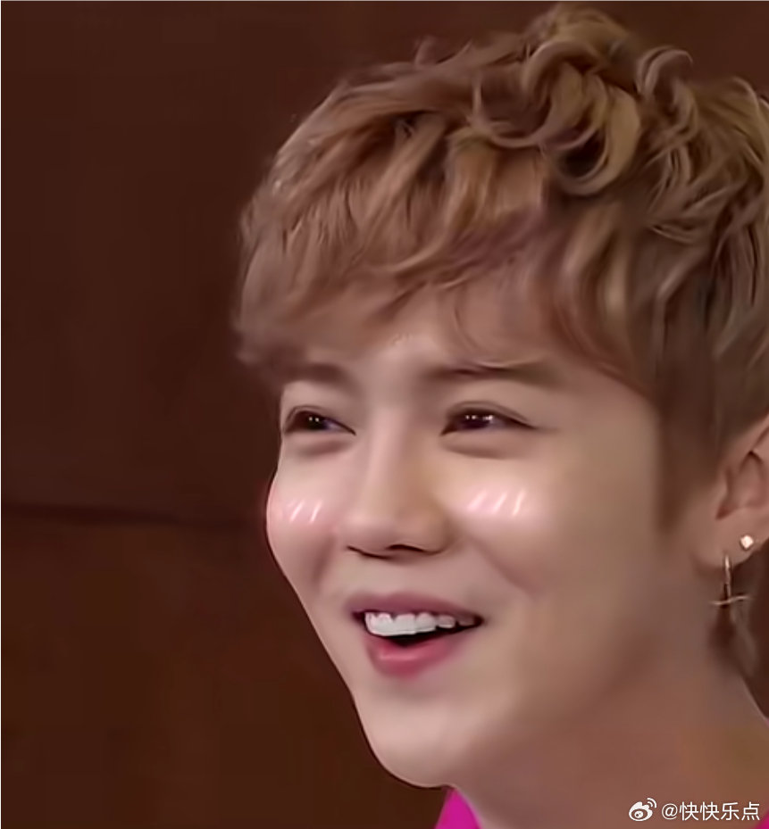 鹿晗最新消息動態(tài)，城市音符與友情旋律的碰撞