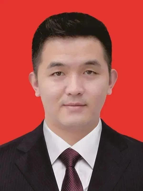 四川干部任前公示，探索小巷中的獨(dú)特風(fēng)味小店之旅