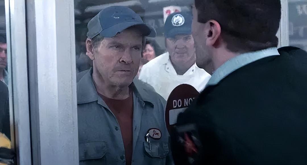 迷霧世界最新探索，自信閃耀，揭開未知面紗