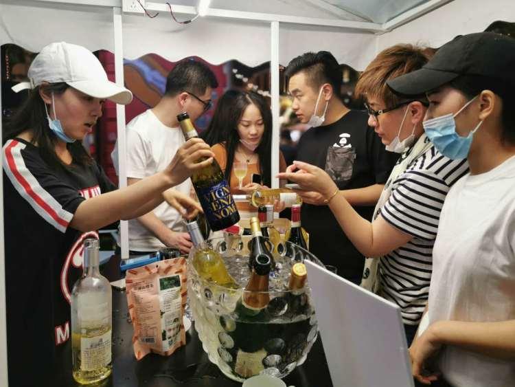 捕魚達(dá)人2最新版，小巷神秘寶藏探索與特色小店奇妙之旅