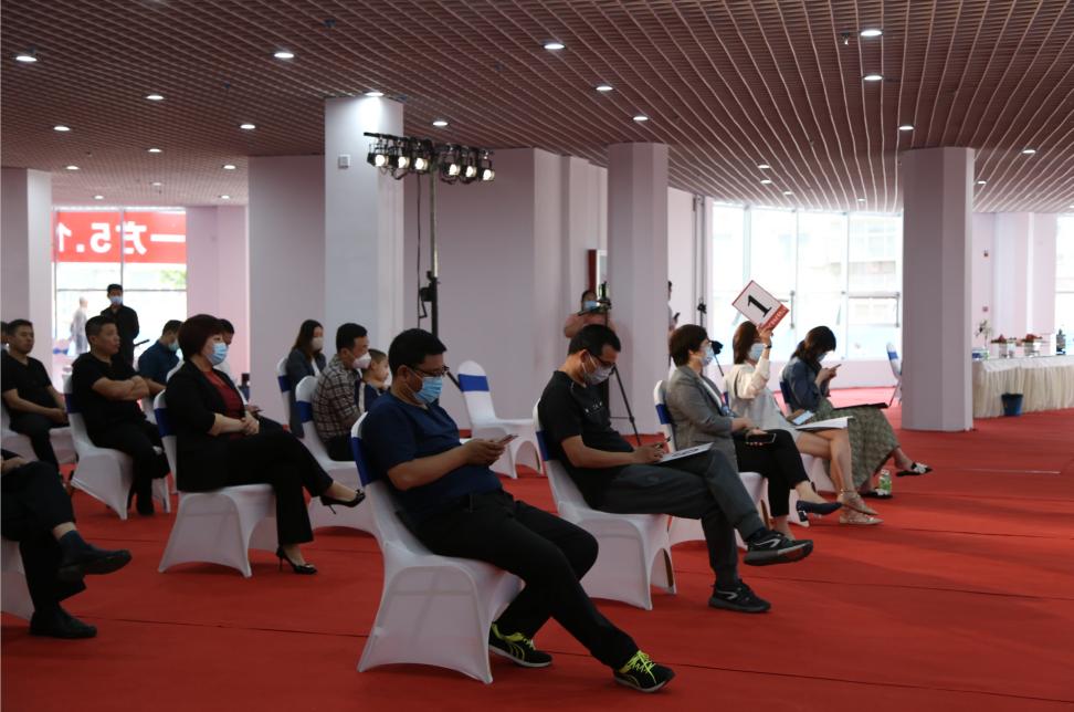 衡水拍賣最新動態(tài)，科技盛宴重塑未來生活體驗