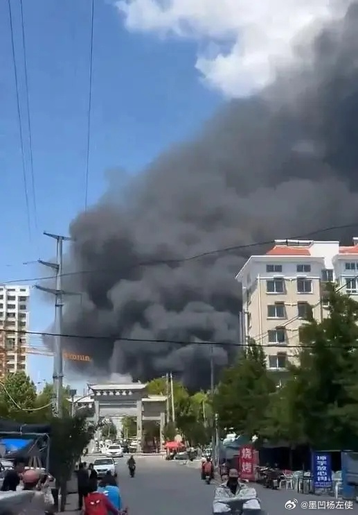 煙臺大火最新動態(tài)，力量與希望的展現(xiàn)——變化中的自信與成就感