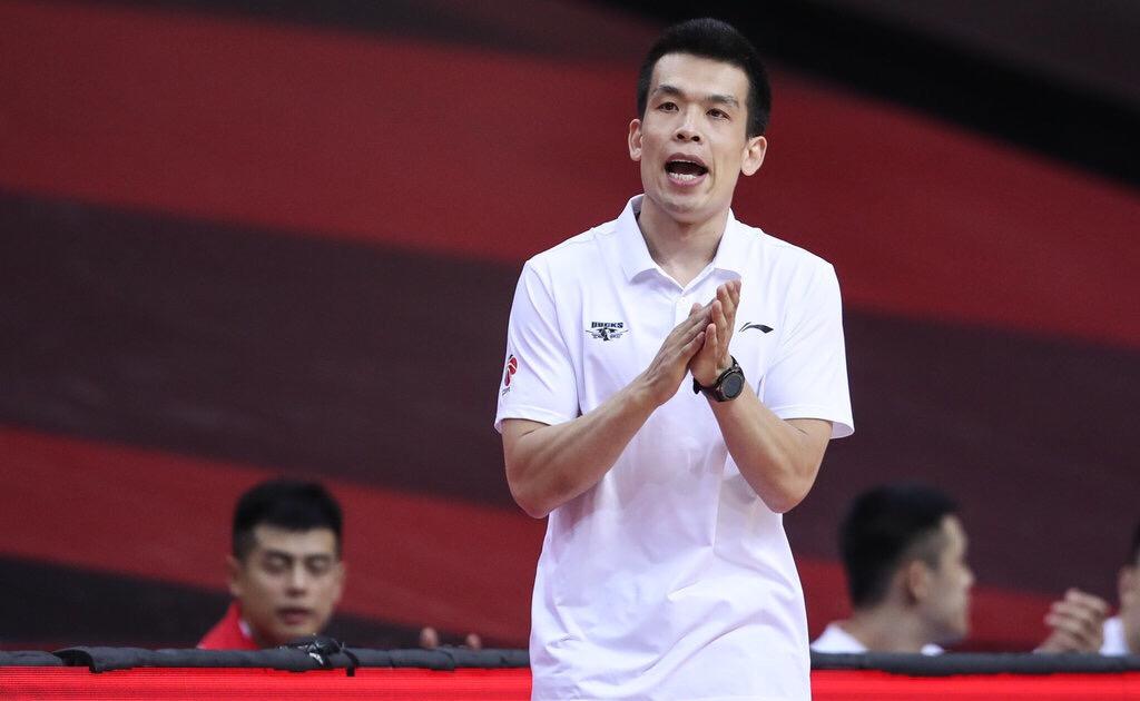 CBA北京隊(duì)最新動(dòng)態(tài)，籃球情懷、美食驚喜與小巷深處的秘密