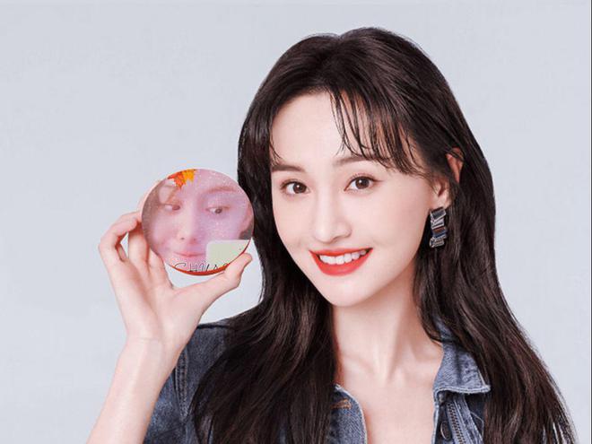 鄭爽2025最新動(dòng)態(tài)，蛻變之路，自信照亮未來(lái)成就展望