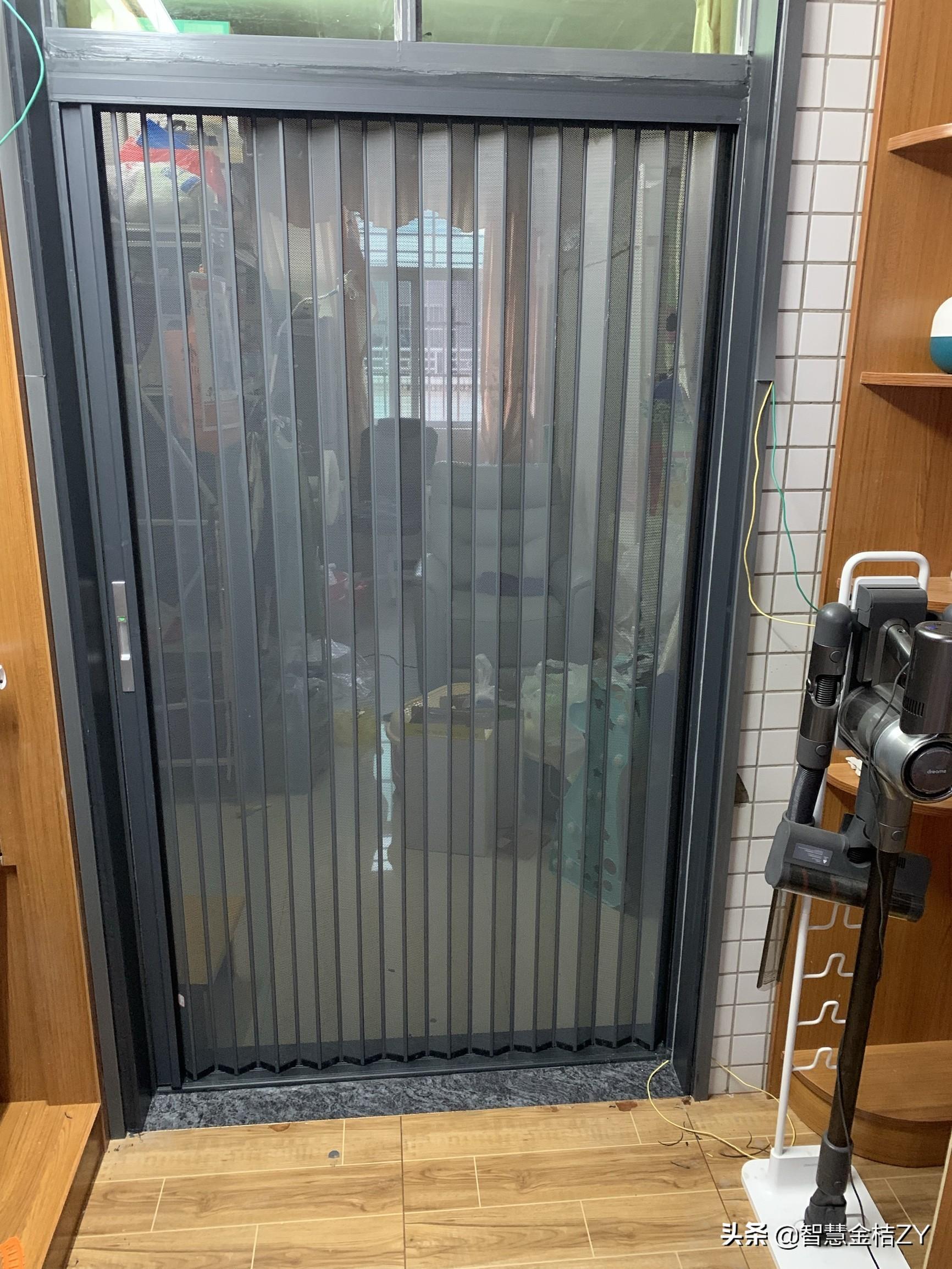 最新折疊門，開啟變化之門，自信邁向成功之路的時尚之選