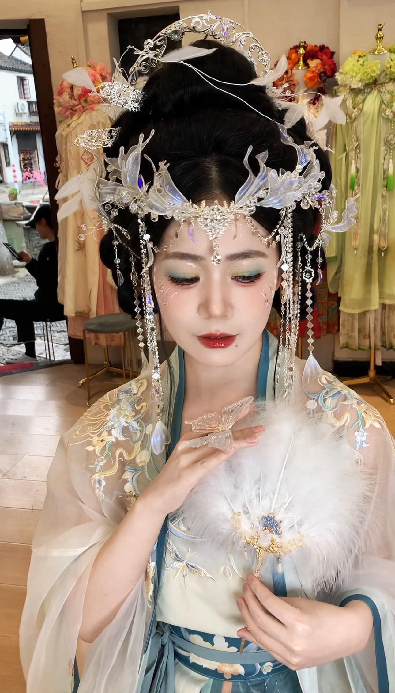 最新古裝造型，回溯背景、影響與地位，引領時尚風潮