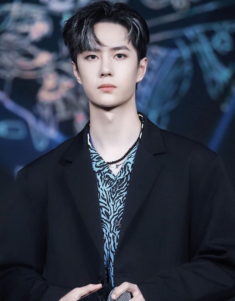 最新挑染發(fā)色觀點(diǎn)論述，時(shí)尚潮流的發(fā)色新選擇