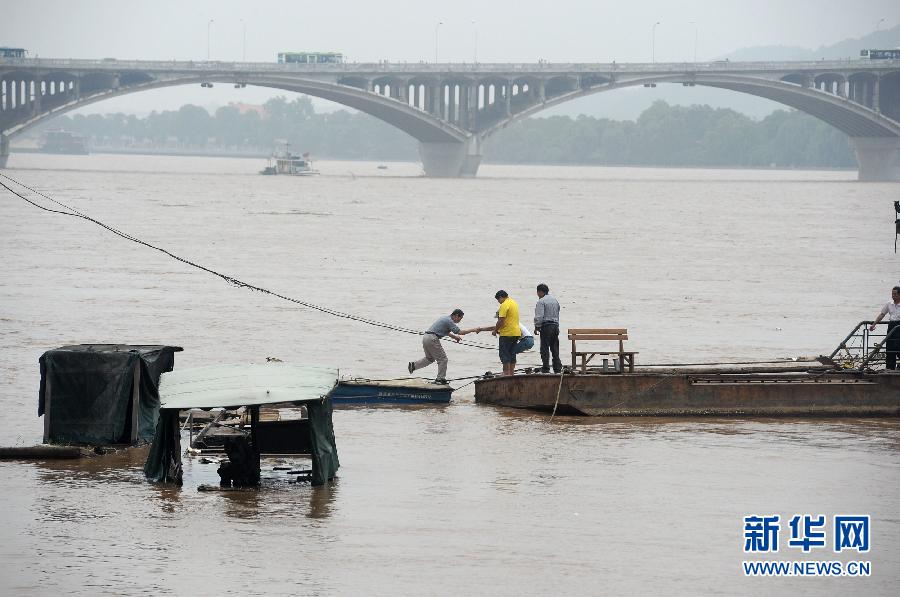 湖南洪水預(yù)警升級(jí)，科技守護(hù)家園，智能預(yù)警重塑未來(lái)