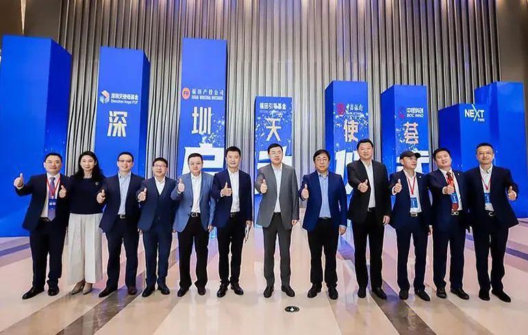 探索小巷獨特風(fēng)情小店，最新租房信息一網(wǎng)打盡！