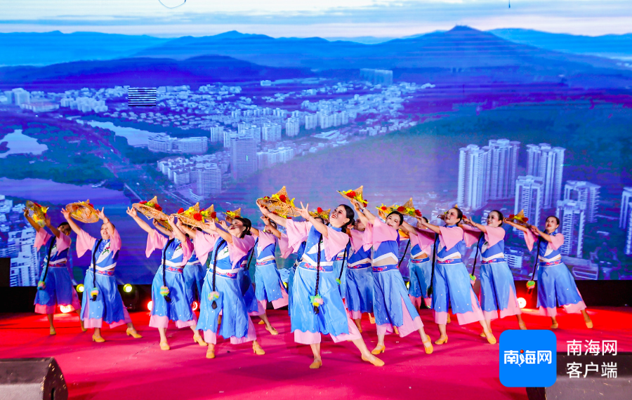 廣場舞2025最新風(fēng)潮，舞動你的世界！?