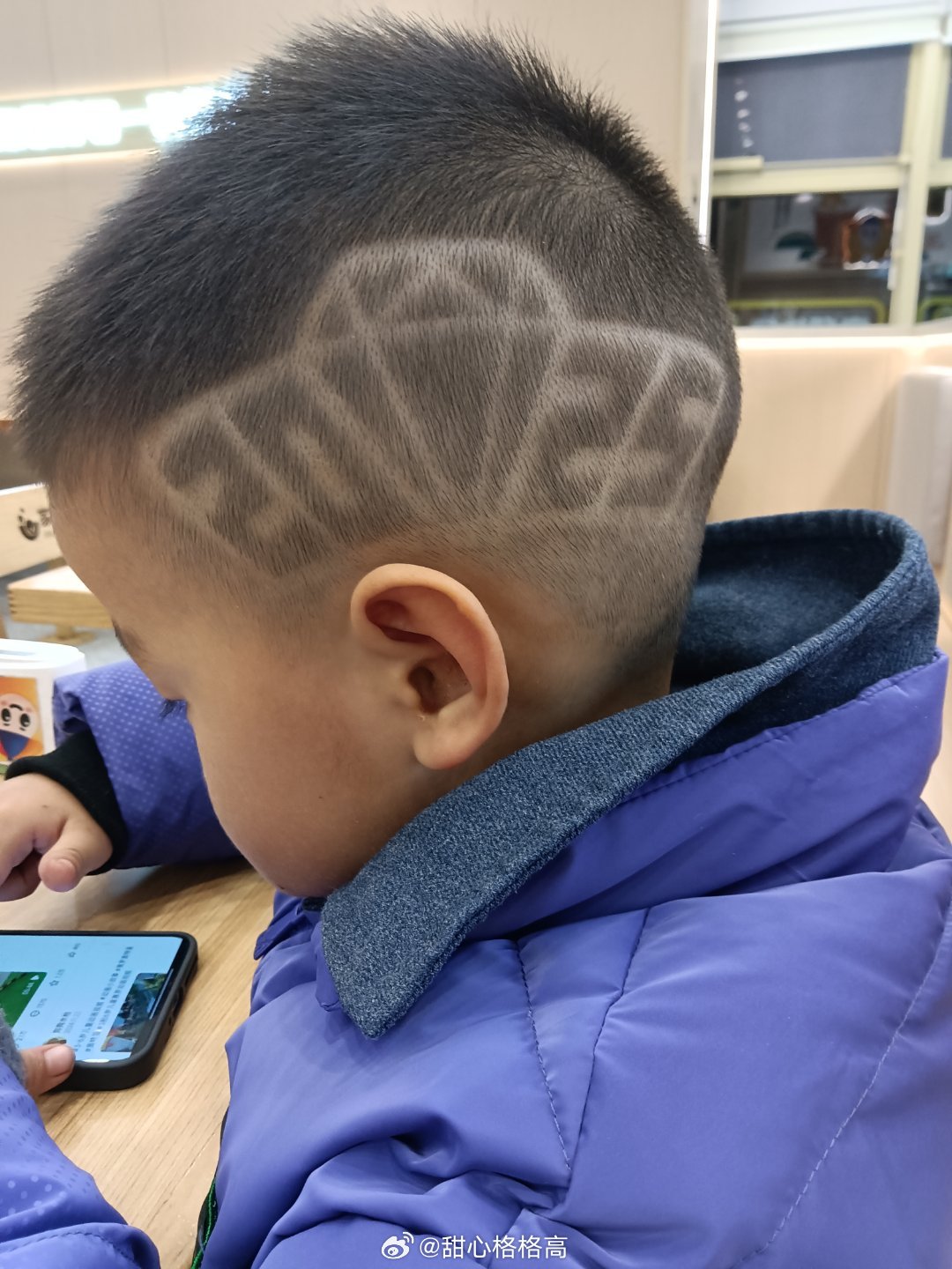 小杰的潮流之旅，最新兒童發(fā)型男的友情故事與發(fā)型風(fēng)采