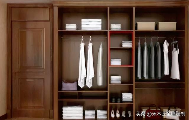 最新衣柜格局揭秘，探索秘密，感受溫馨故事