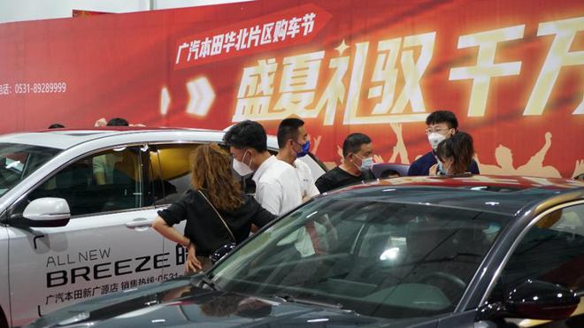 濟(jì)南最新車展，汽車行業(yè)盛宴全景呈現(xiàn)