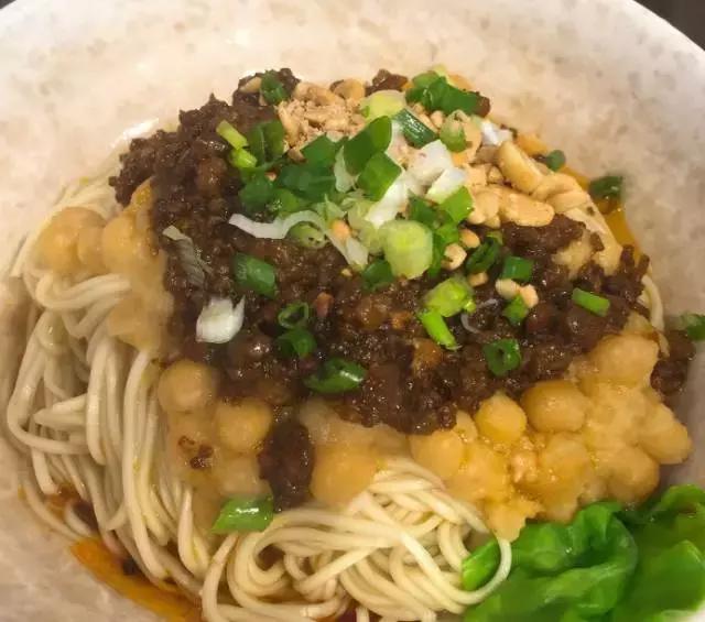 最新重口話題深度論述，揭示觀點(diǎn)與探討熱議