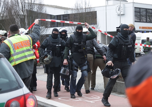 德國槍擊事件最新動態(tài)，變化中的力量與學習帶來的自信與成就感