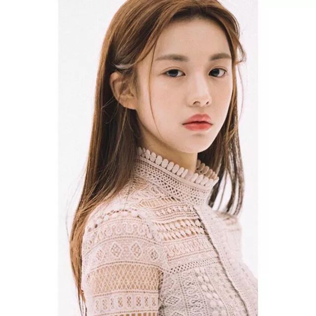 全智賢最新Instagram動(dòng)態(tài)，自然之旅探索內(nèi)心平和之美