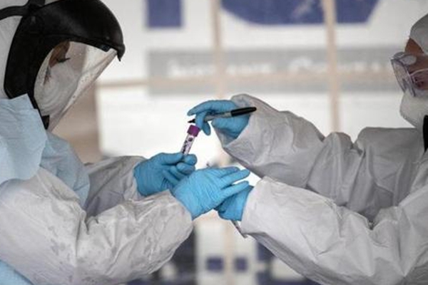 外國疫情最新進展，科技新品引領(lǐng)防護生活，體驗前沿科技的力量