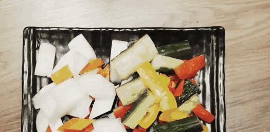 最新食物盛宴，味蕾之旅與友情的味覺交融