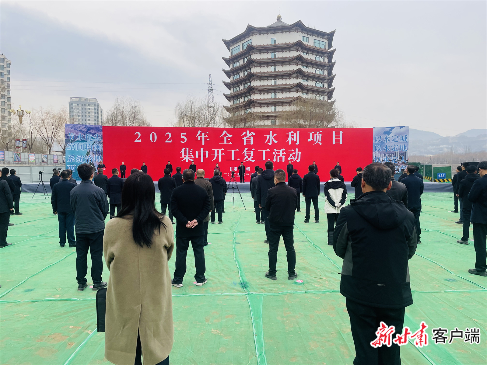 甘肅復(fù)工最新動(dòng)態(tài)，自然美景探索之旅，重拾內(nèi)心平靜