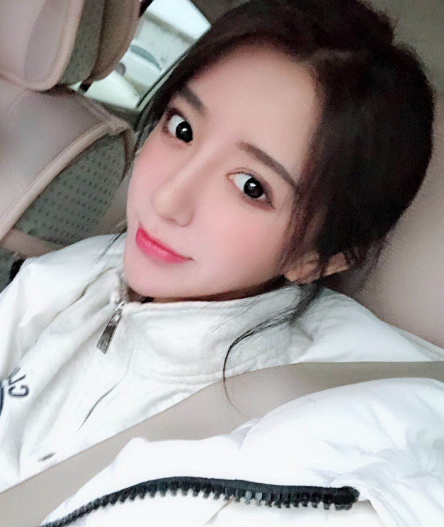 紅人網(wǎng)最新動(dòng)態(tài)，學(xué)習(xí)變化，自信助力夢(mèng)想實(shí)現(xiàn)