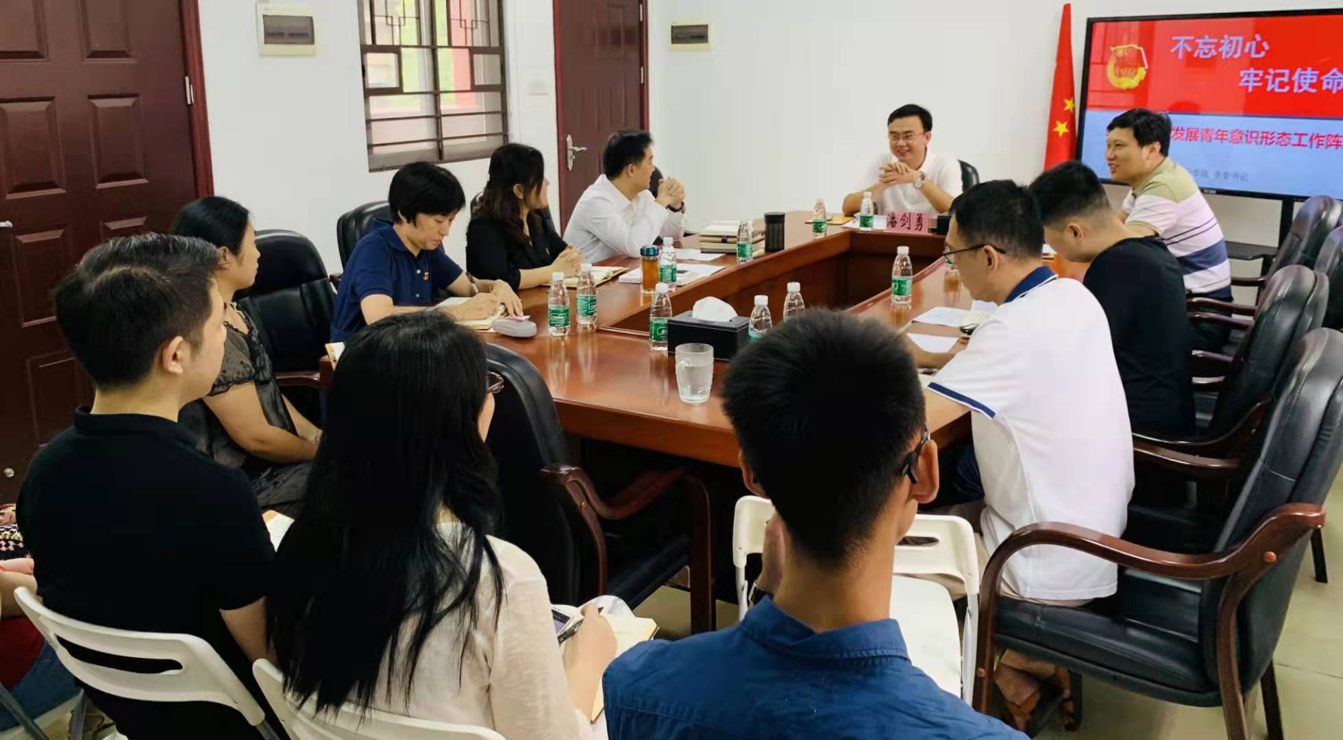 自然美景之旅，黨團課最新與內(nèi)心的平和寧靜探尋