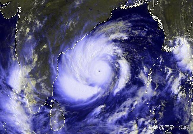 最新預(yù)報(bào)，關(guān)注臺(tái)風(fēng)動(dòng)態(tài)，警惕臺(tái)風(fēng)影響