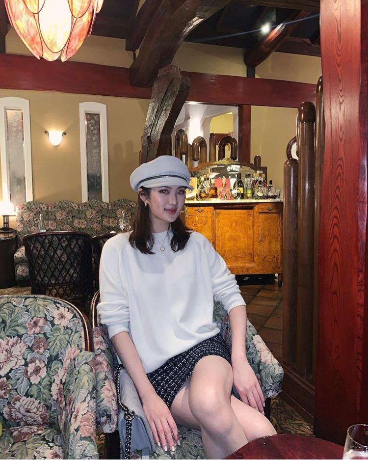 華為最新款女士智能手機(jī)，科技與時(shí)尚的完美融合亮相！