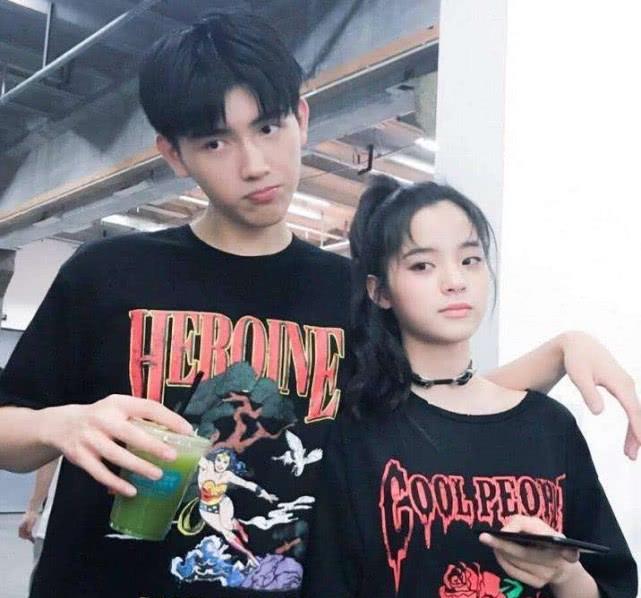 陳飛宇與歐陽娜娜，時(shí)代之光下的新星璀璨閃耀之旅