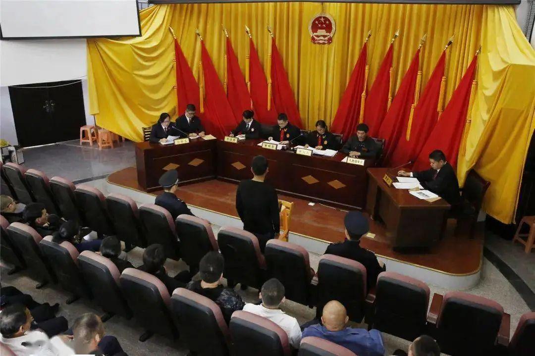 廈門(mén)兩會(huì)最新動(dòng)態(tài)，城市在變化，我們?cè)趭^進(jìn)