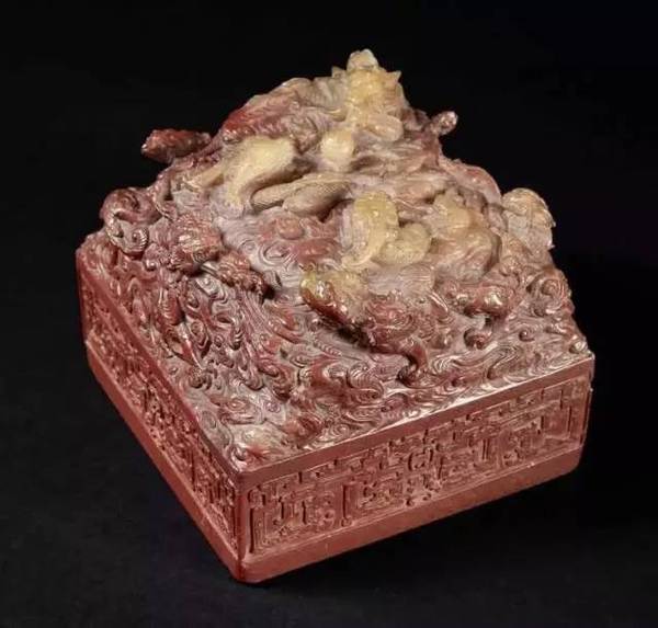 時(shí)代之光下的璀璨明珠，最新款寶雕亮相！